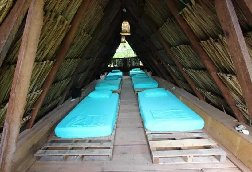 Vuode Makuusalissa, La Aldea Hostel, Camping Y Hamacas