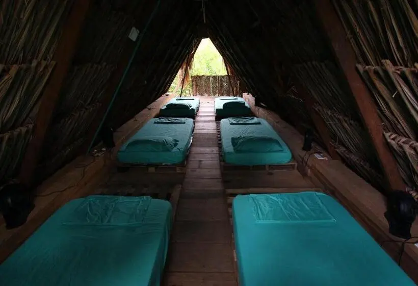 Vuode Makuusalissa, La Aldea Hostel, Camping Y Hamacas