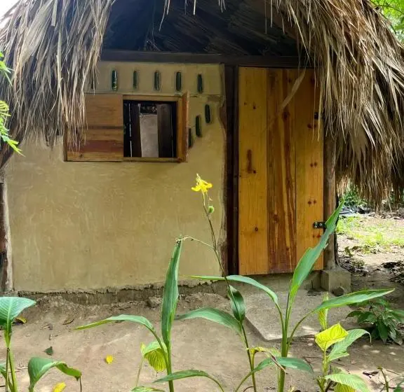 Standard-huone Jaettu Kylpyhuone, La Aldea Hostel, Camping Y Hamacas