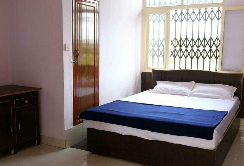 חדר דלוקס לארבעה, Viva Guest House