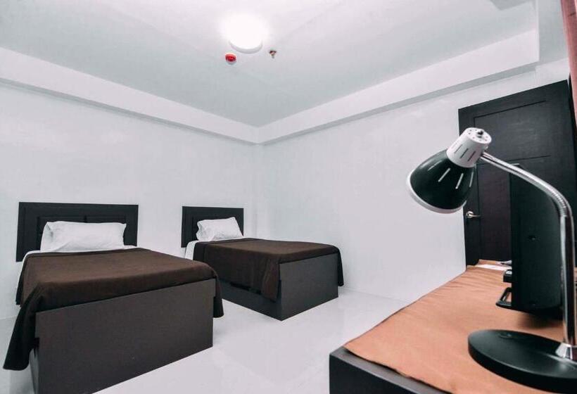 חדר סטודיו סטנדרד, The Strand Suites And Dormitel