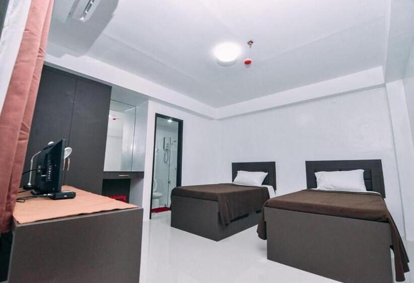 חדר סטודיו סטנדרד, The Strand Suites And Dormitel