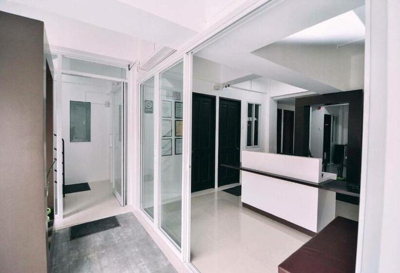 חדר סטודיו סטנדרד, The Strand Suites And Dormitel