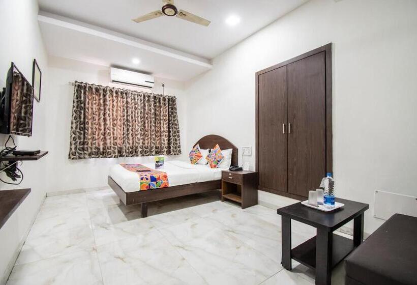 Трехместный Президентский, Fabhotel Sahara Inn