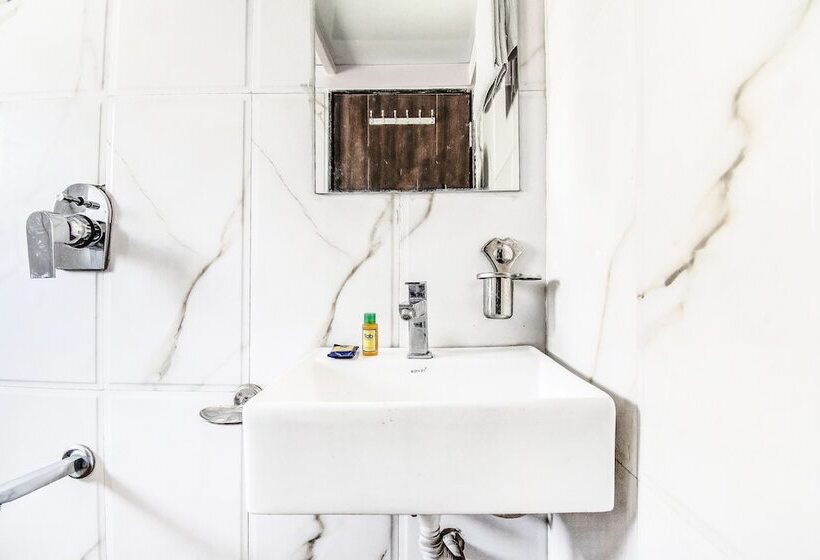 חדר דלוקס, Fabhotel Sahara Inn