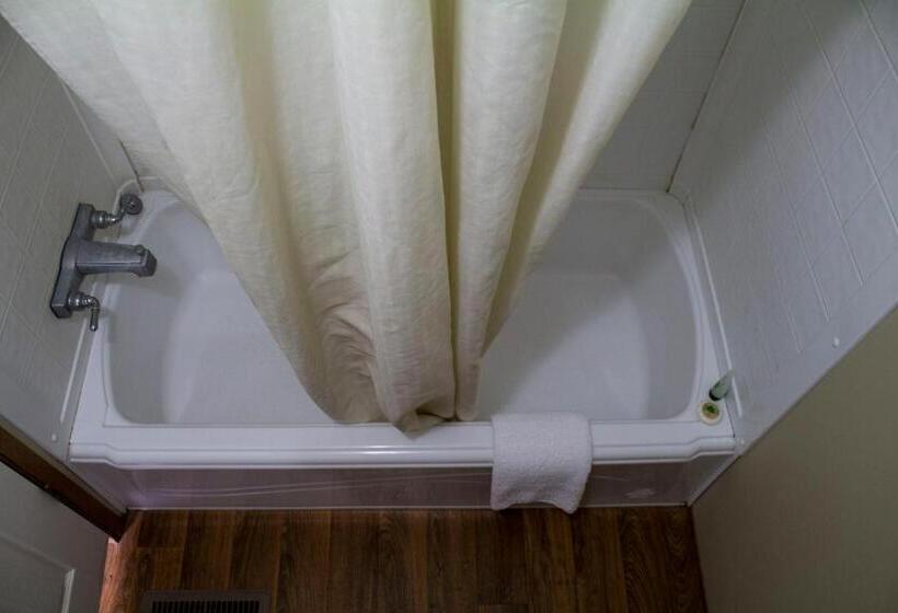 Quarto Familiar, Cotulla Homes