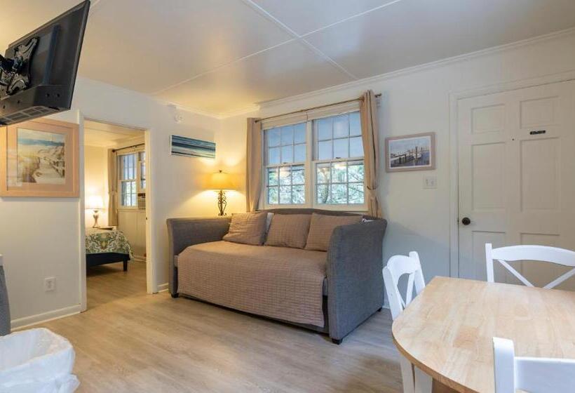 발코니가 있는 스위트, Blackbeard's Lodge