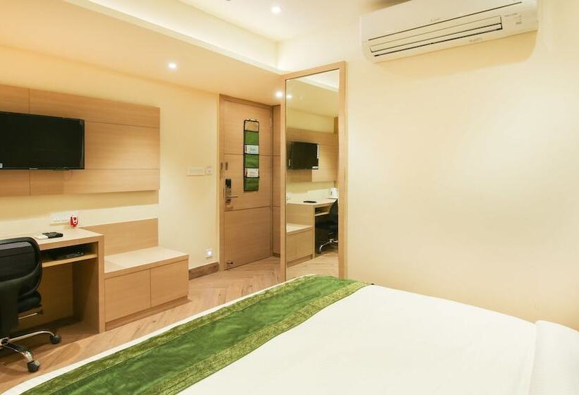 Номер Стандарт, Treebo Hoops   Airport