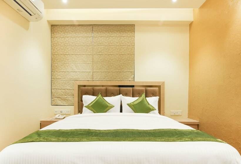 Номер Стандарт, Treebo Hoops   Airport