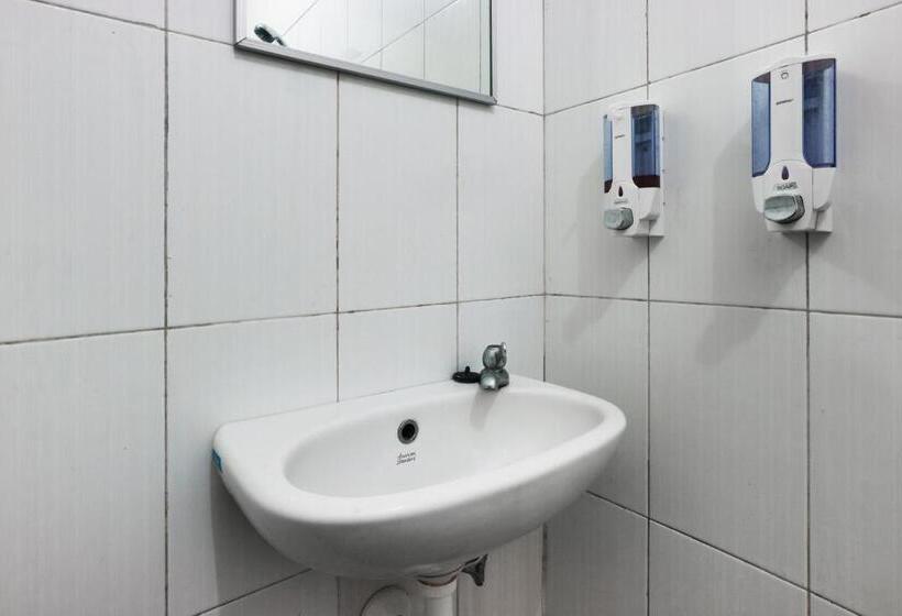 Cameră Standard, Casa Sidoluhur 17