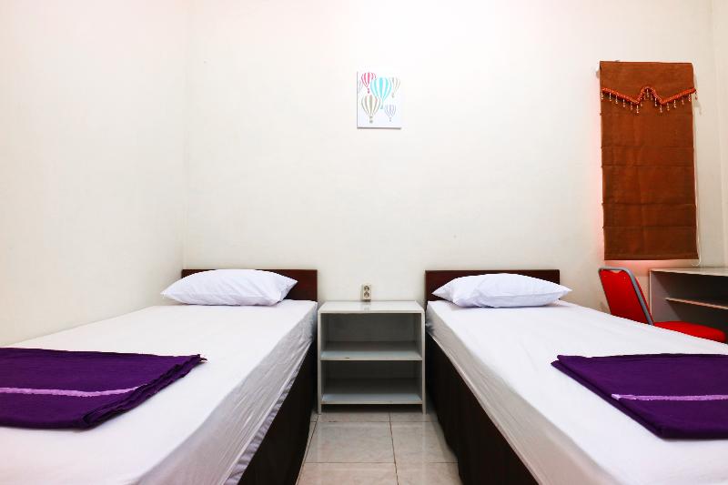 Cameră Standard cu Baie Comună, Casa Sidoluhur 17