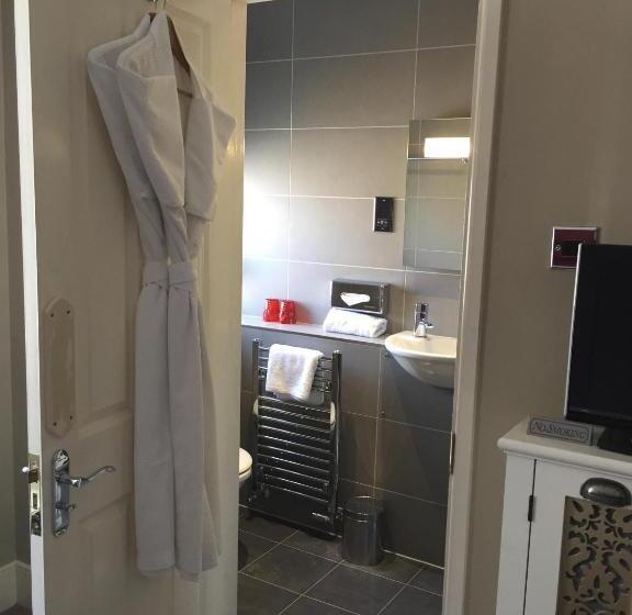 Habitació Estàndard, Bosanneth