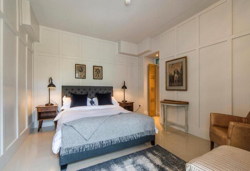 Superior Room King Size Bed, Bosanneth