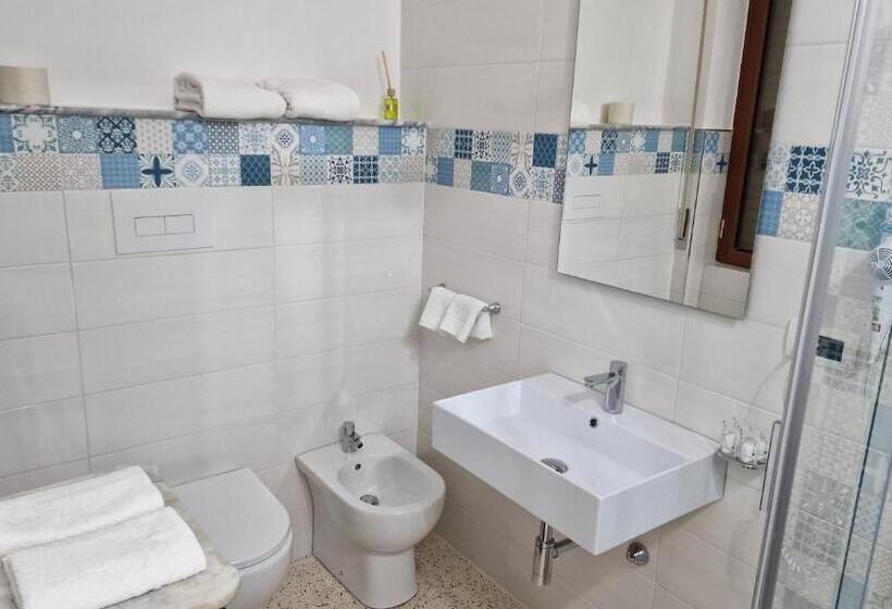 スタンダードルーム, Vittoria Guest House Battipaglia