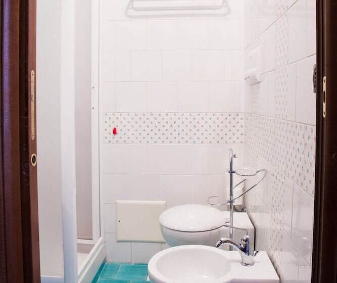 スタンダードルーム, Vittoria Guest House Battipaglia