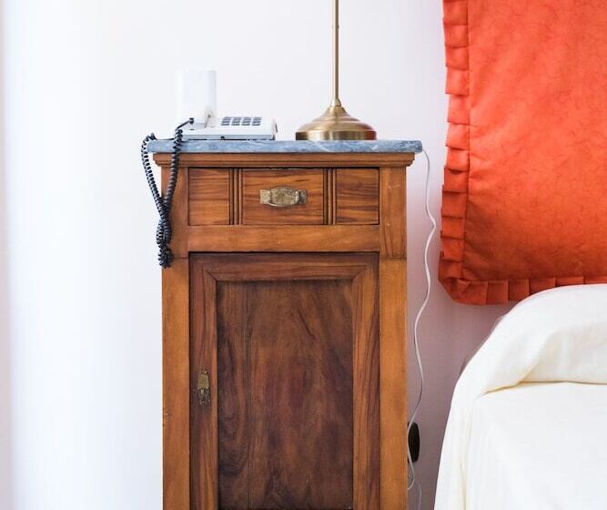 スタンダードルーム, Vittoria Guest House Battipaglia