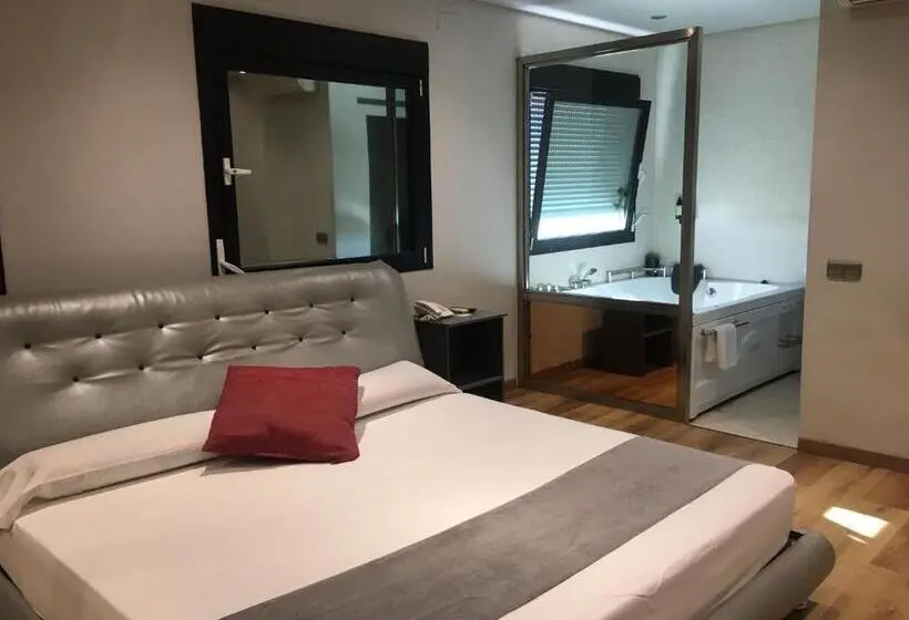 Suite, Fabrik