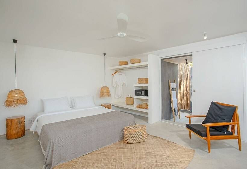 غرفة قياسية, Tamu Koh Rong