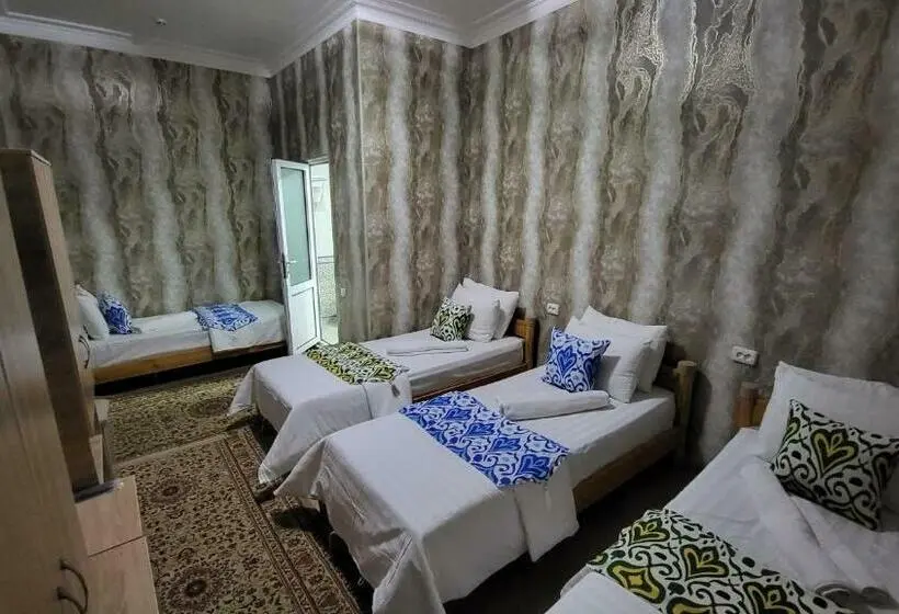 Perhehuone, Alisher B&b