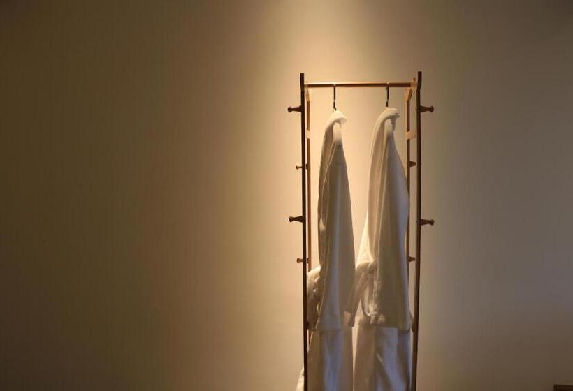 חדר דלוקס, Moonlight