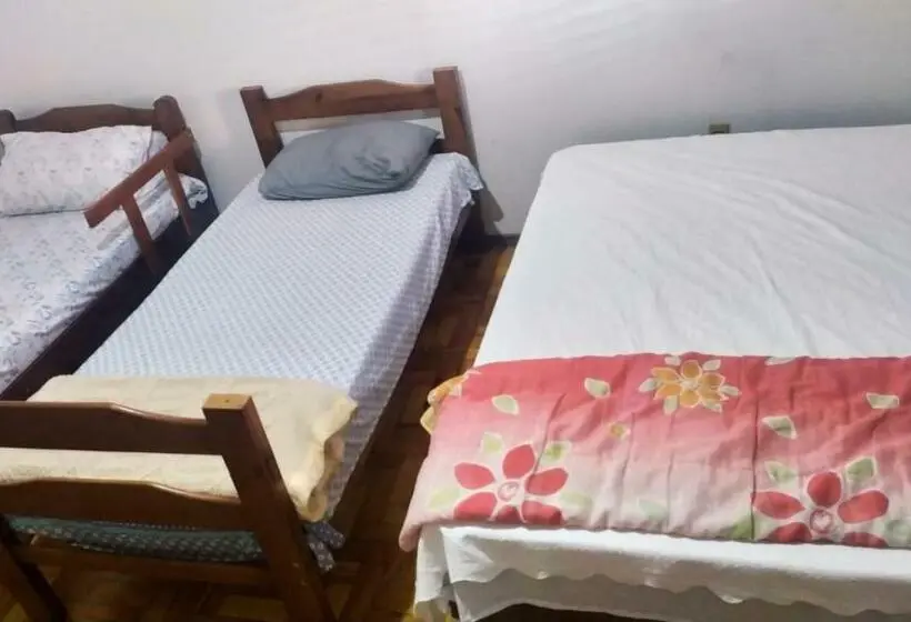 Chambre Quadruple Économique avec Salle de Bains Commune, Hostel Da Moda