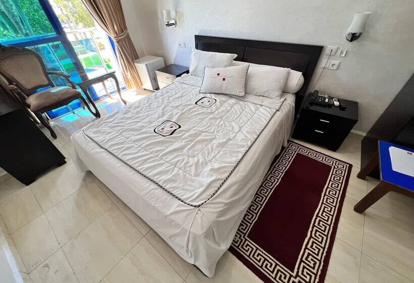 اتاق استاندارد, Annakhil