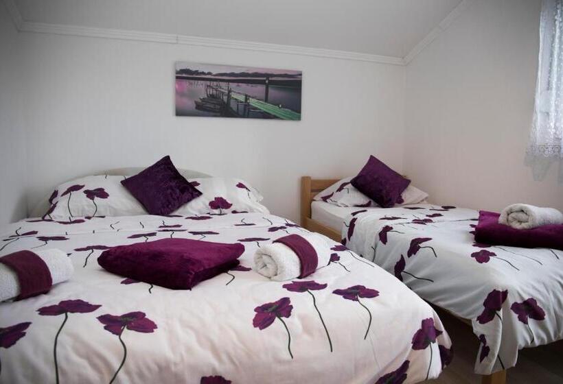 اتاق استاندارد سه تخته با بالکن, Relax Guest House Blagaj