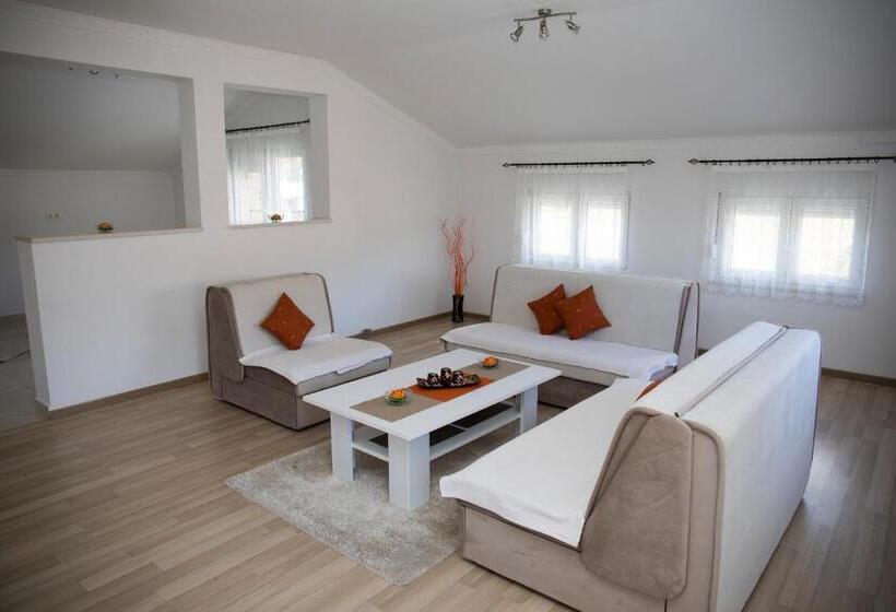 آپارتمان 1 خوابه با بالکن, Relax Guest House Blagaj