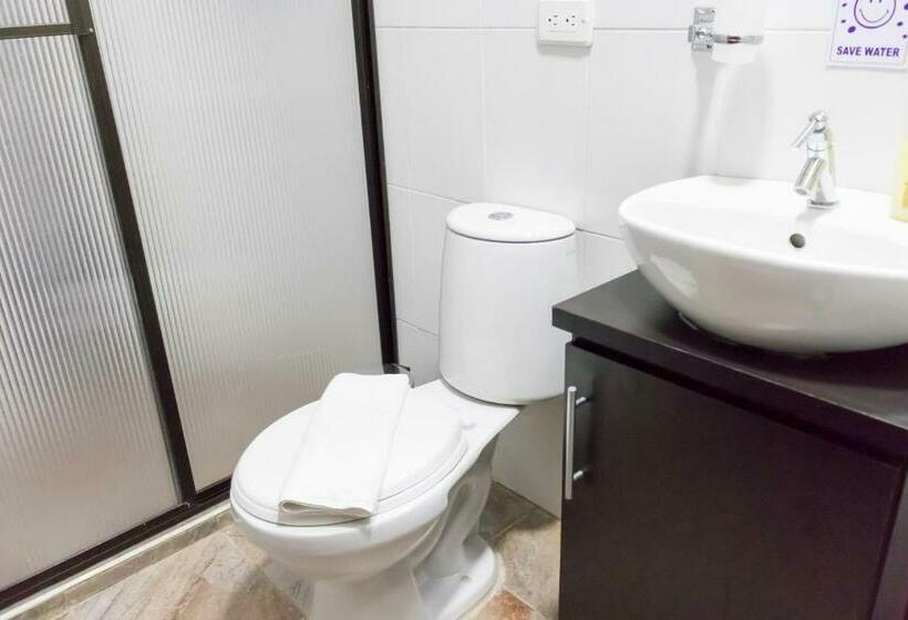 클래식 4인 룸, Hospedaje La Masia Salento