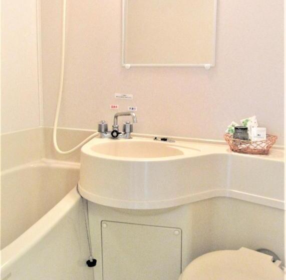 スタンダードシングルルーム, Ito Station