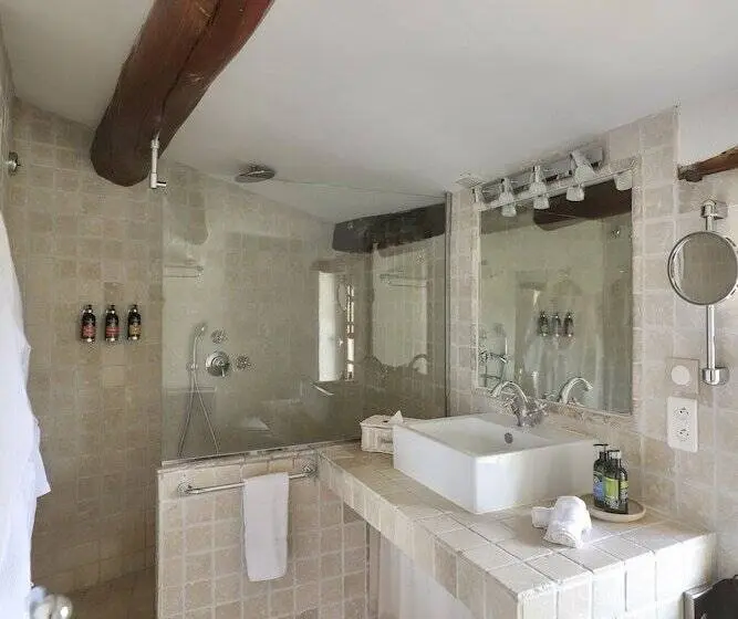 اتاق استاندارد, La Ferme De La Huppe