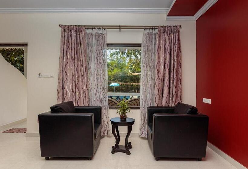Номер Стандарт Вид на Бассейн, Wild Berry Resort Agonda