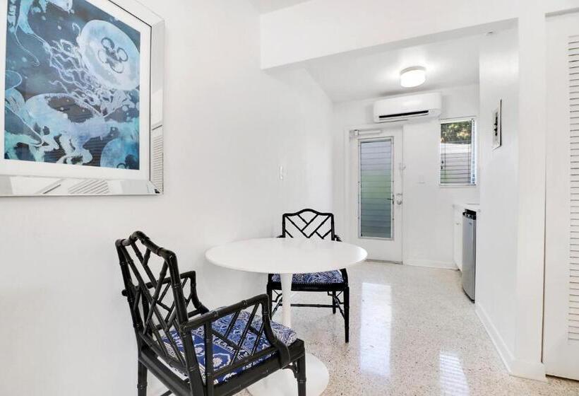 غرفة قياسية سرير كينج, The Gondolier Inn