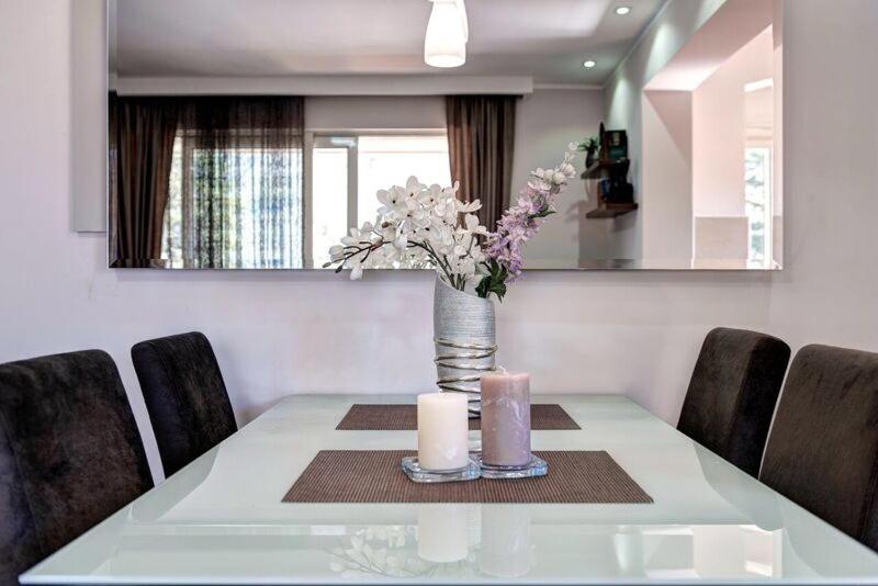 سوییت با چشم‌انداز دریا, Edilux