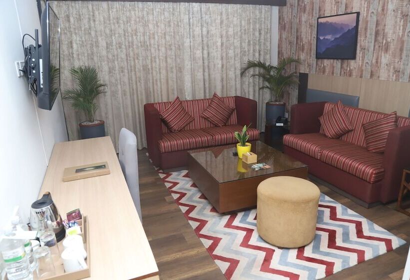 سوییت خانوادگی, Vivanta Chitwan Bharatpur