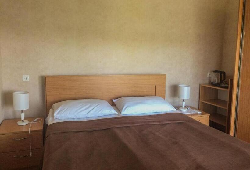 اتاق استاندارد با بالکن, Guest House Maradona