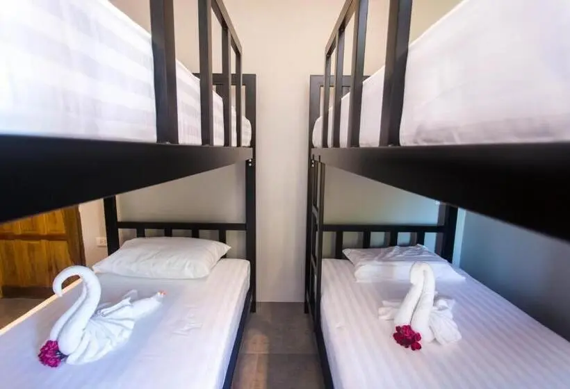 غرفة قياسية رباعية, @hostel Phangan