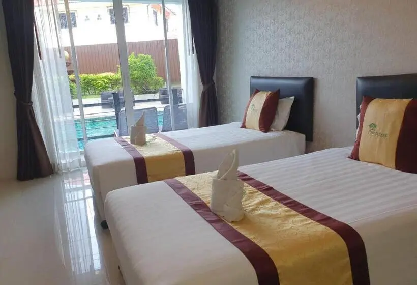 プールの見えるスーペリアルーム, Retreat Resort Pattaya