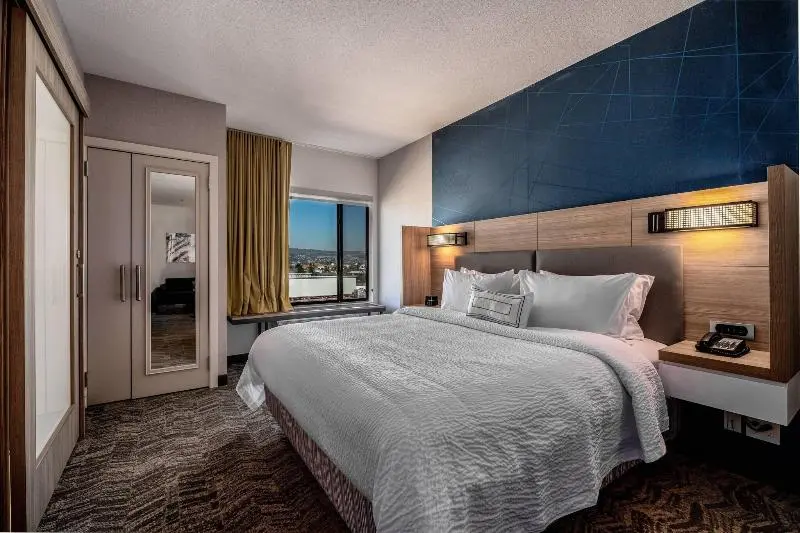 キングサイズベッドのスイートルーム, Springhill Suites By Marriott Oakland Airport