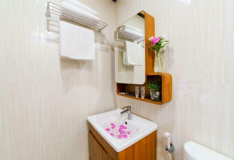 ویلای لوکس 1 خوابه, Sea View Villa Ukulhas