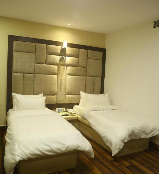 经济房, Harmony Inn