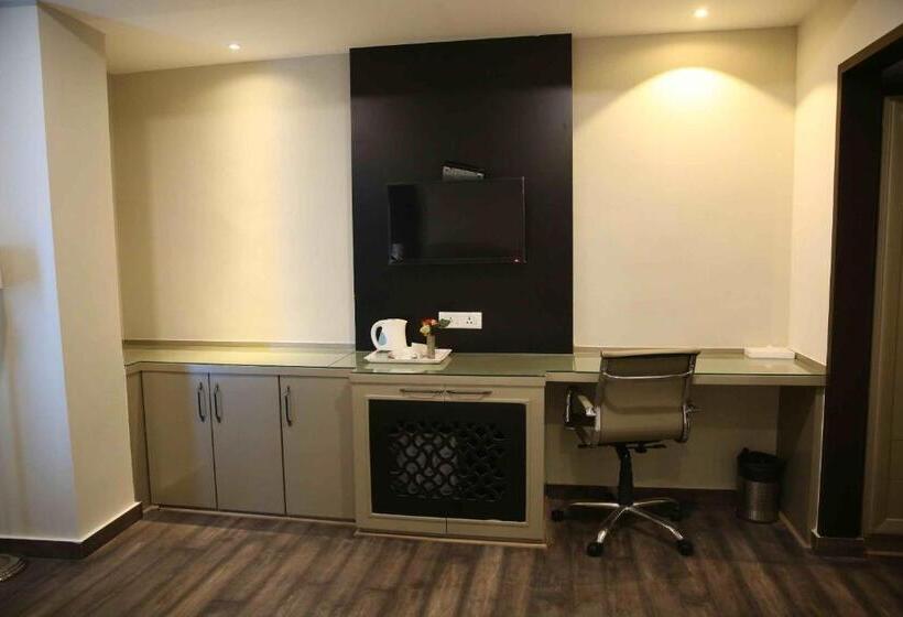 豪华房间, Harmony Inn