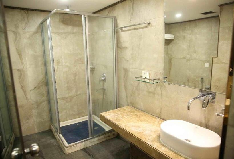 豪华房间, Harmony Inn