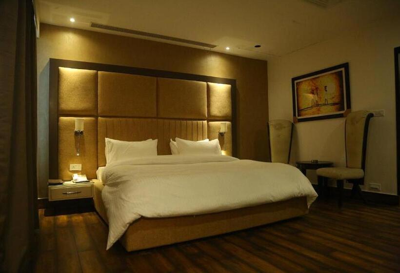 高级套房, Harmony Inn