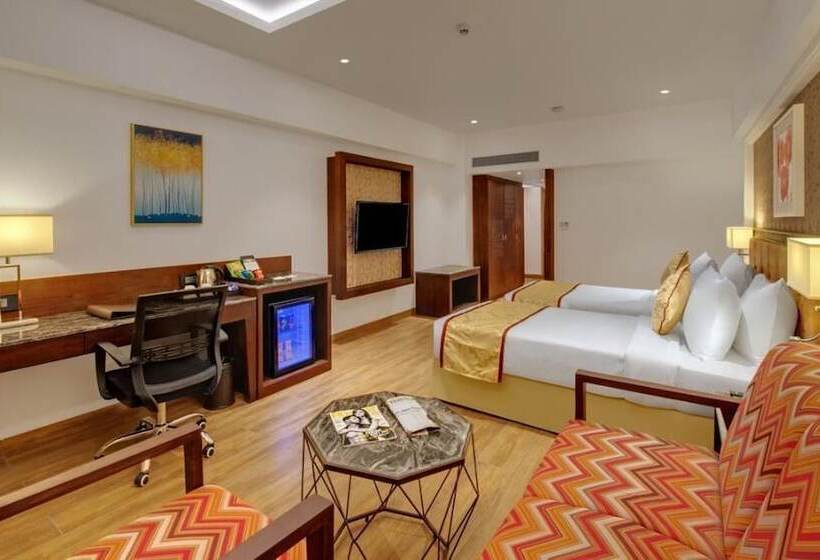 Номер Стандарт, The Fern Residency, Satara Maharashtra