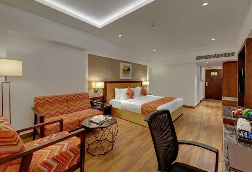 クラブルーム, The Fern Residency, Satara Maharashtra