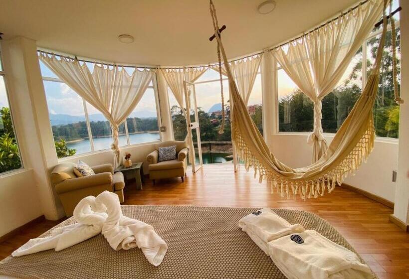 סוויטה נשיאותית, La Madriguera