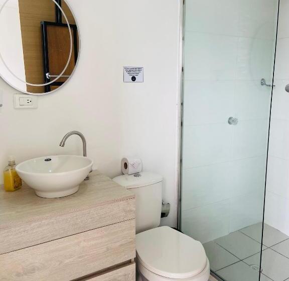 בקתה סטנדרטית, La Madriguera