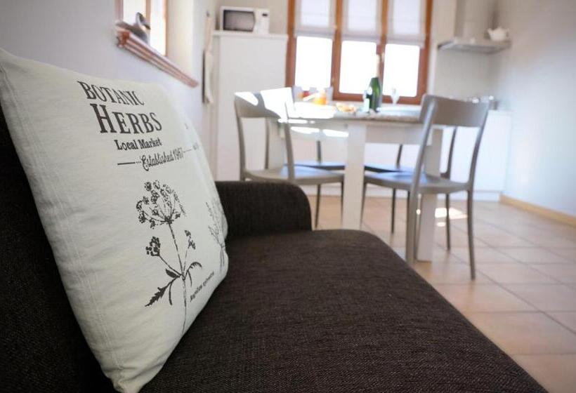 带1个卧室的带阳台的公寓, Le Sette Vie Holiday Homes