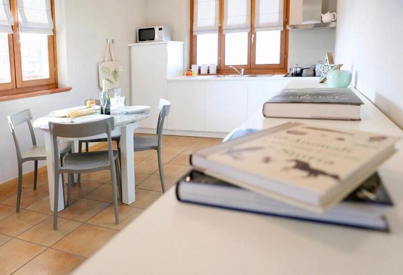 带1个卧室的带阳台的公寓, Le Sette Vie Holiday Homes